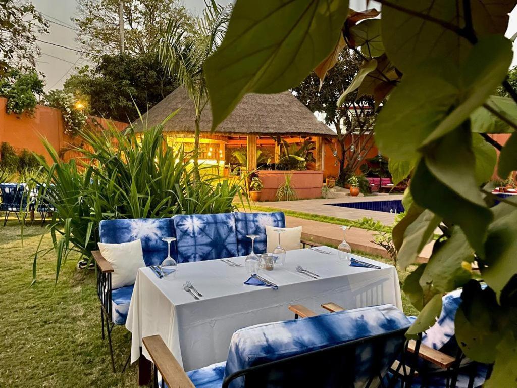 Le Kentia Otel Lomé Dış mekan fotoğraf