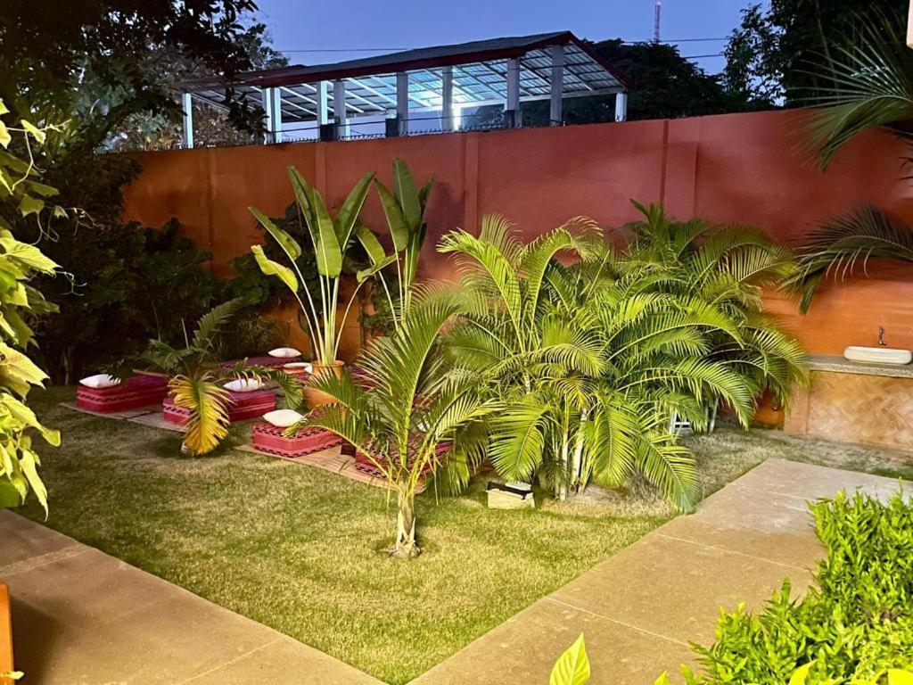 Le Kentia Otel Lomé Dış mekan fotoğraf