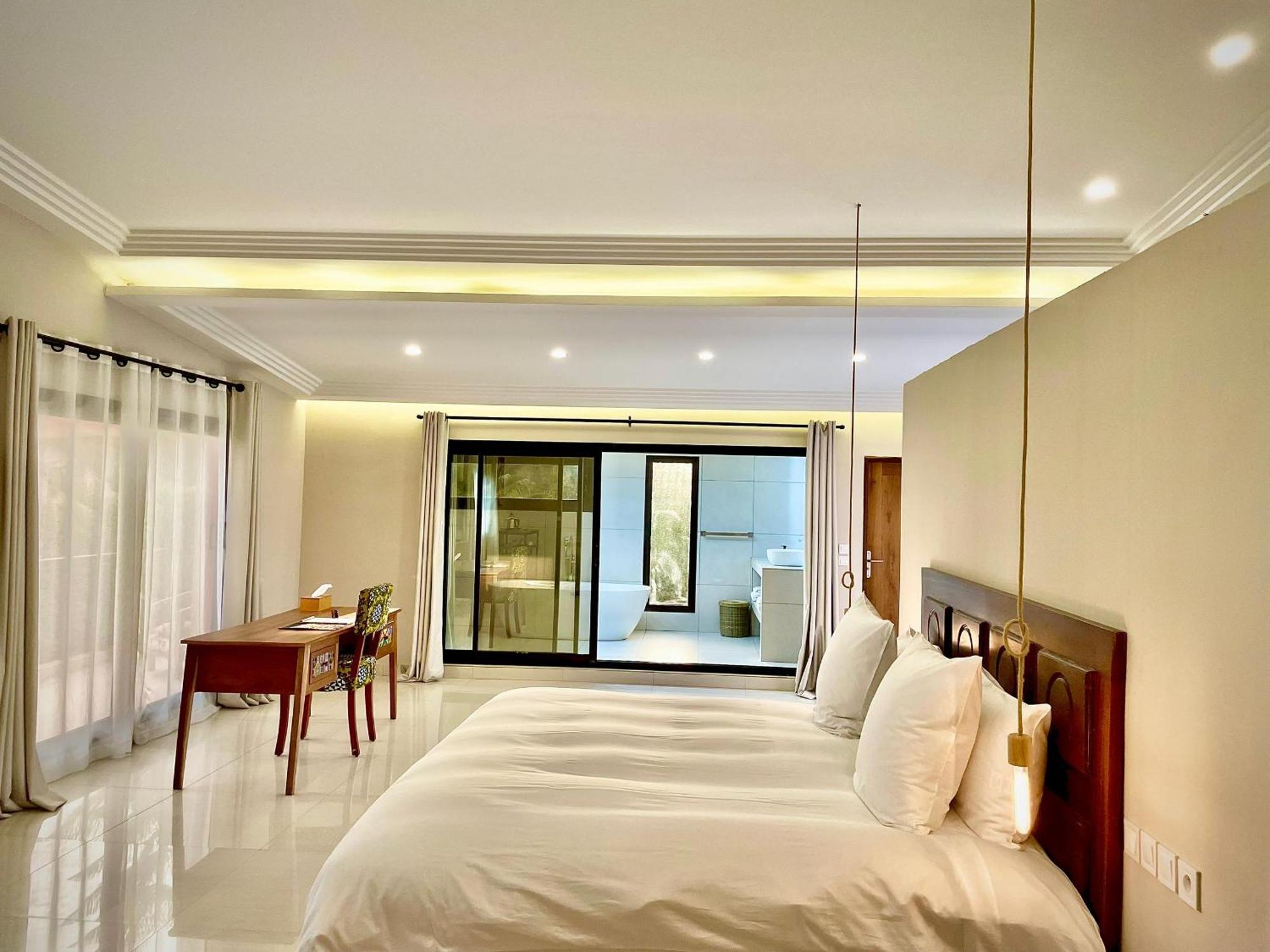Le Kentia Otel Lomé Dış mekan fotoğraf